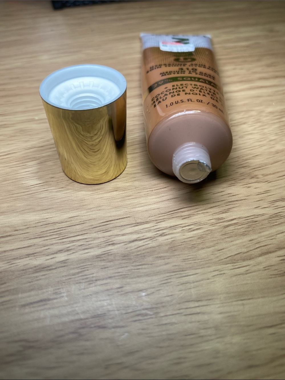 Milani Gilded Glow Hydrating Skin Tint - Medium to Dark with Gold Cap - Picture 5 of 5
